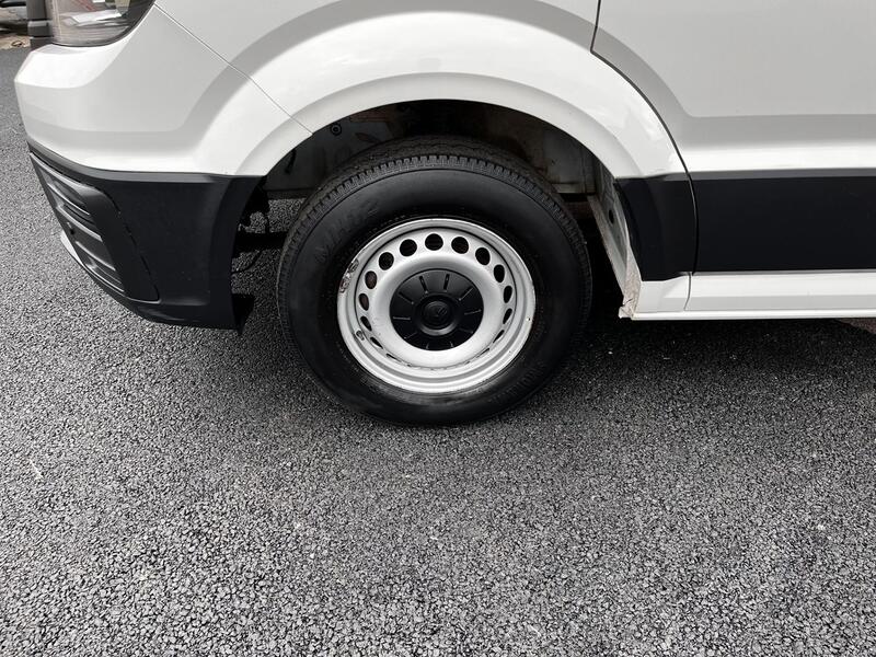 VOLKSWAGEN CRAFTER