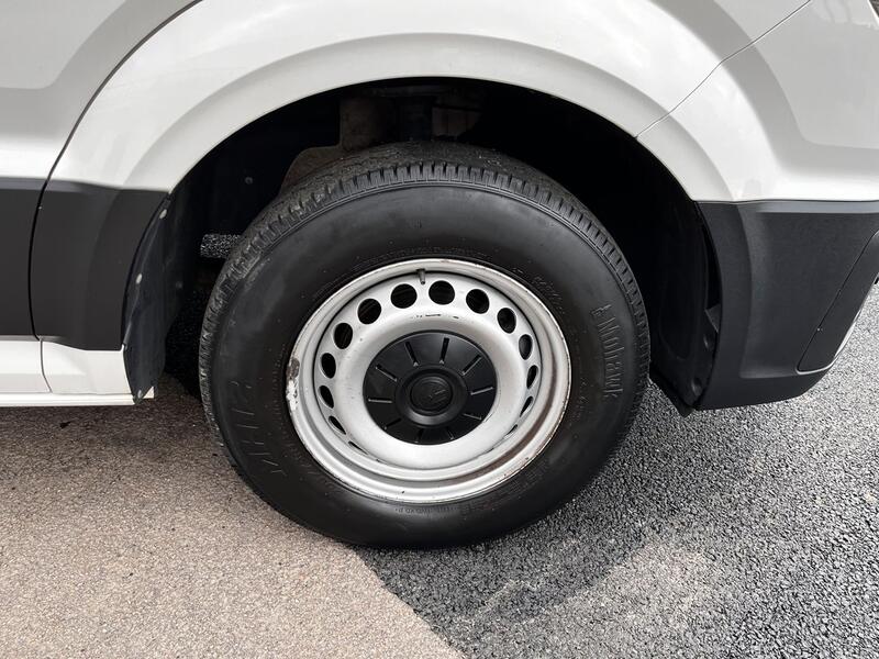 VOLKSWAGEN CRAFTER