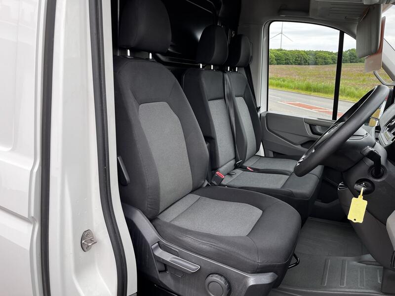 VOLKSWAGEN CRAFTER