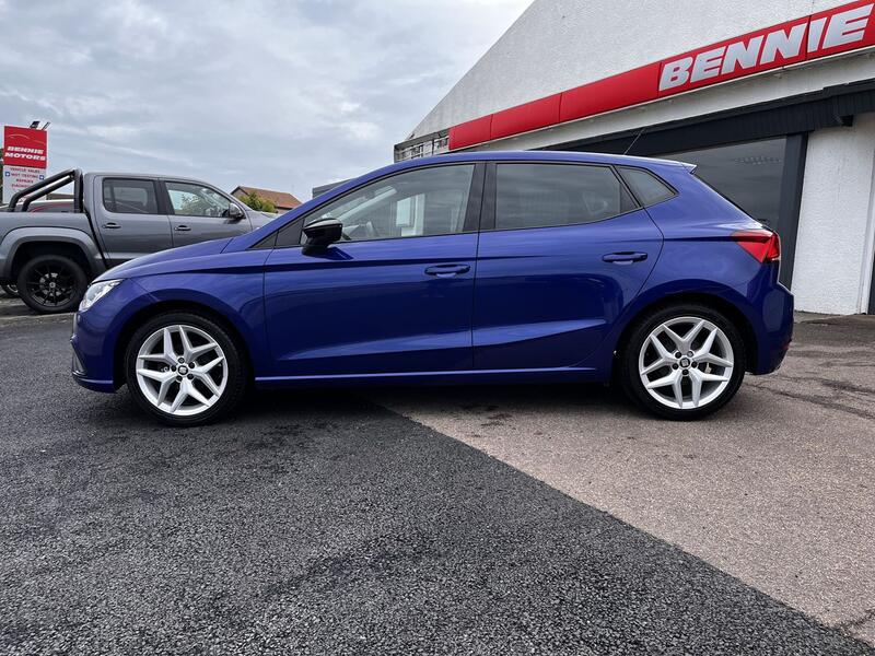 SEAT IBIZA