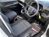 VAUXHALL COMBO