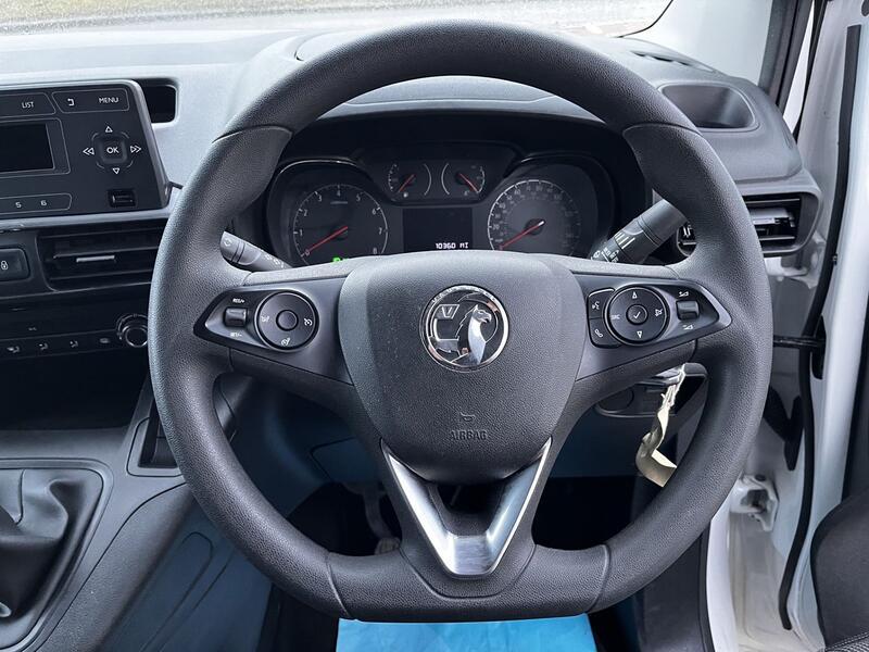 VAUXHALL COMBO