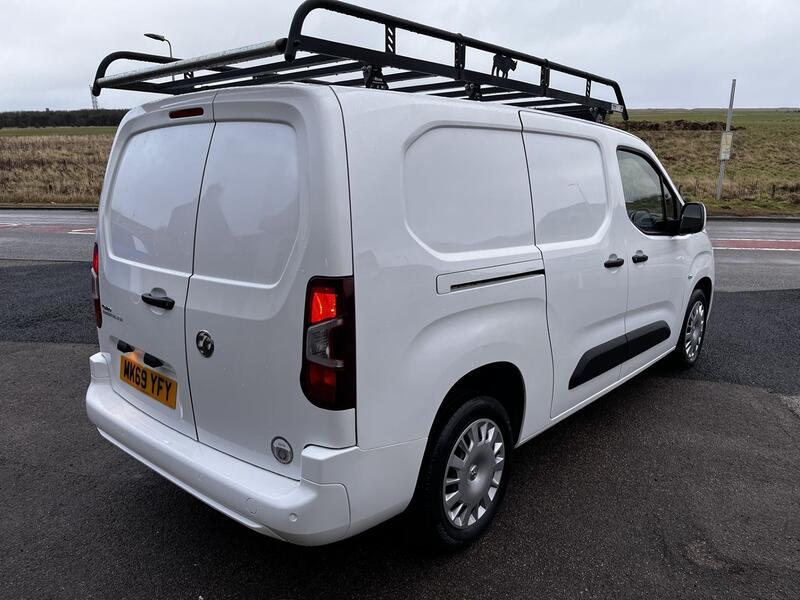 VAUXHALL COMBO