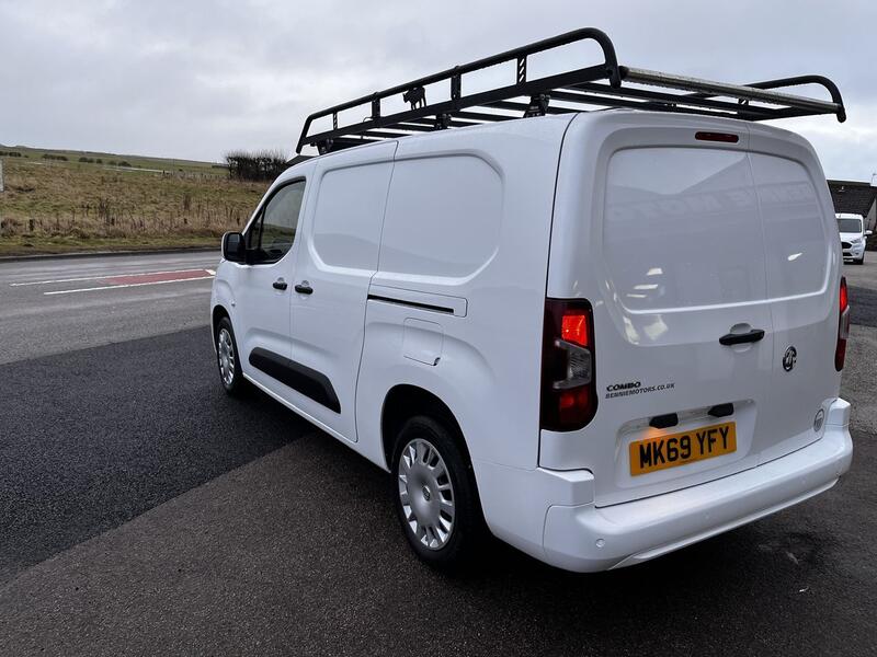 VAUXHALL COMBO