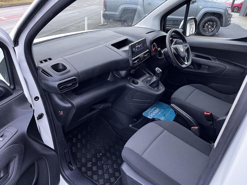 VAUXHALL COMBO