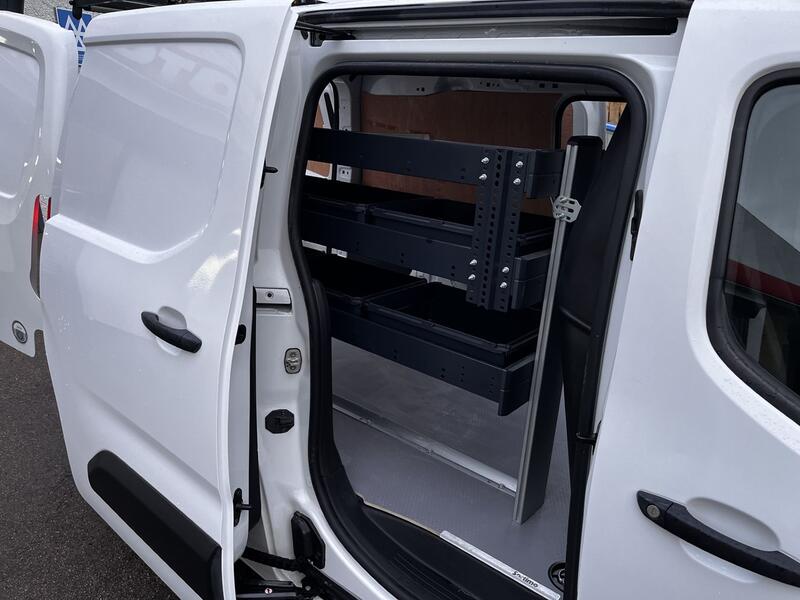 VAUXHALL COMBO