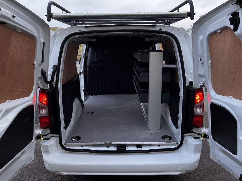 VAUXHALL COMBO