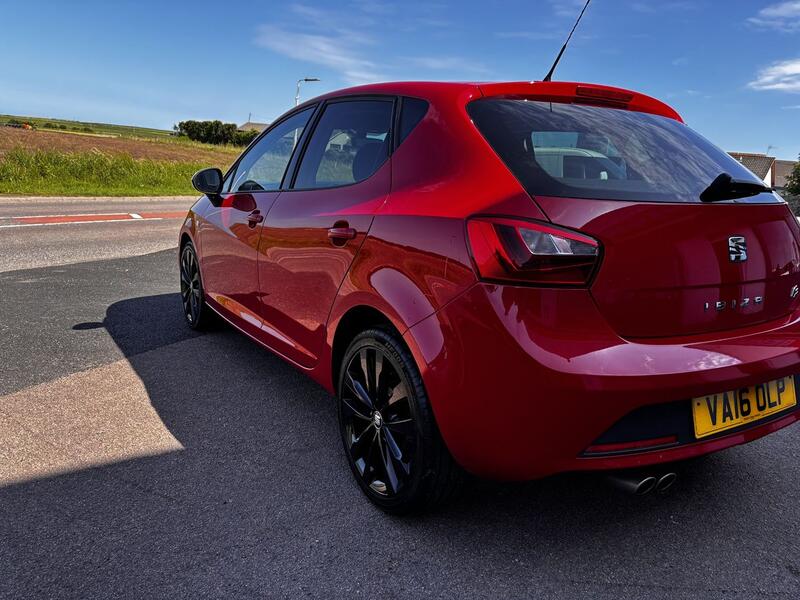 SEAT IBIZA