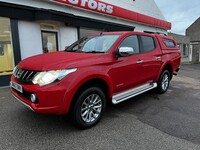 MITSUBISHI L200